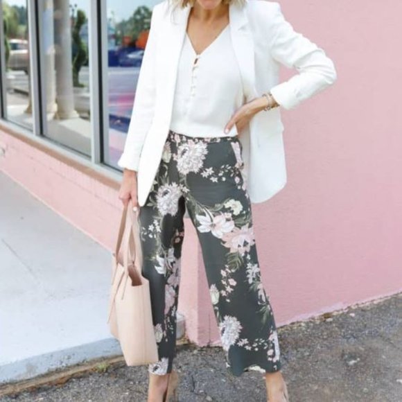 LOFT Floral Ankle Pants - Gray and Pink - Picture 3 of 3